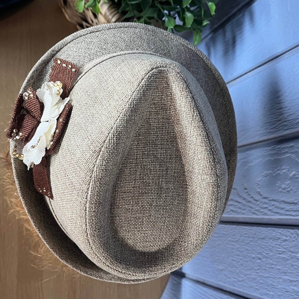 PUGS Stylish Tan Hat with Brown and White Floral Accent - Picture 10 of 11